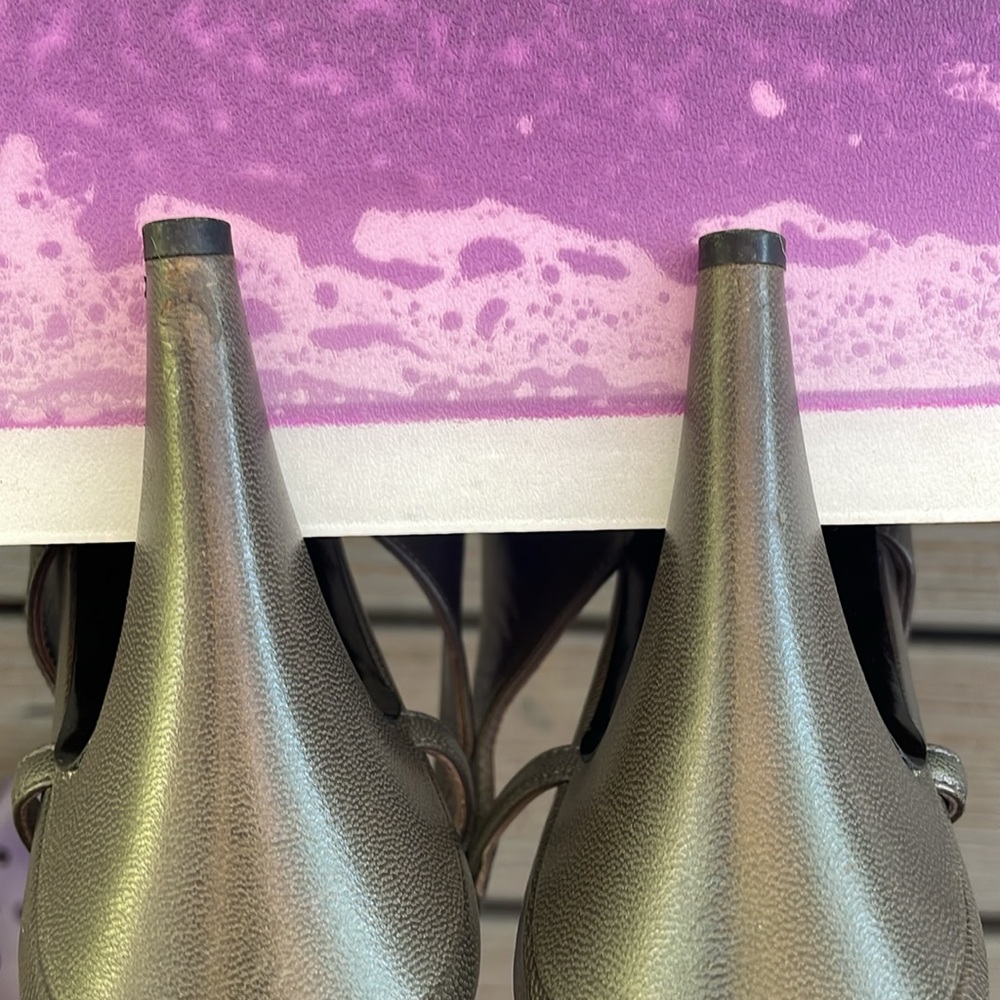 Chanel Slingback - Picture 6 of 6